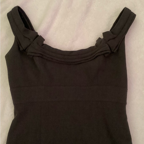 Elie Tahari size 8 dark grey dress - Picture 2 of 10